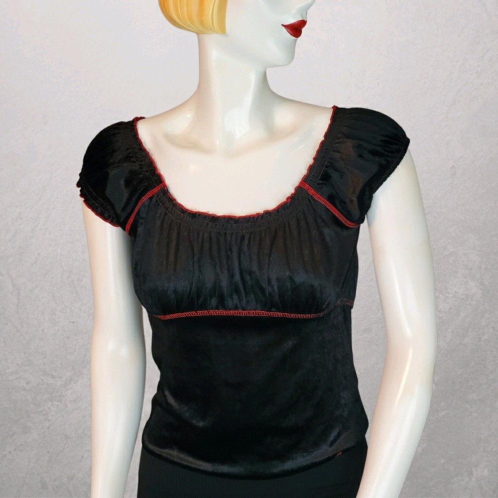 NWT DKNY 90's Y2K Vintage Velvet Peasant Top
